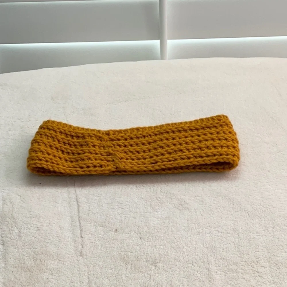 HEADBAND